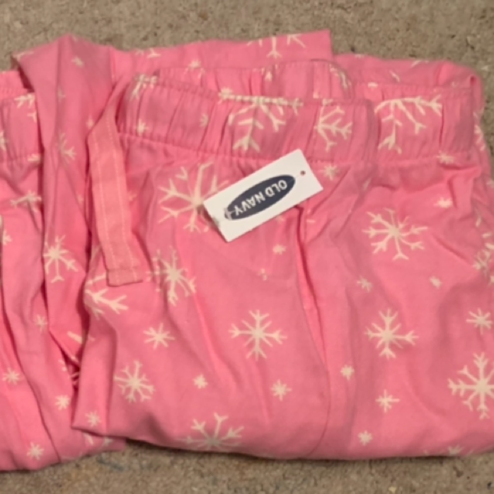 Pink Snowflake Old Navy PJ pants